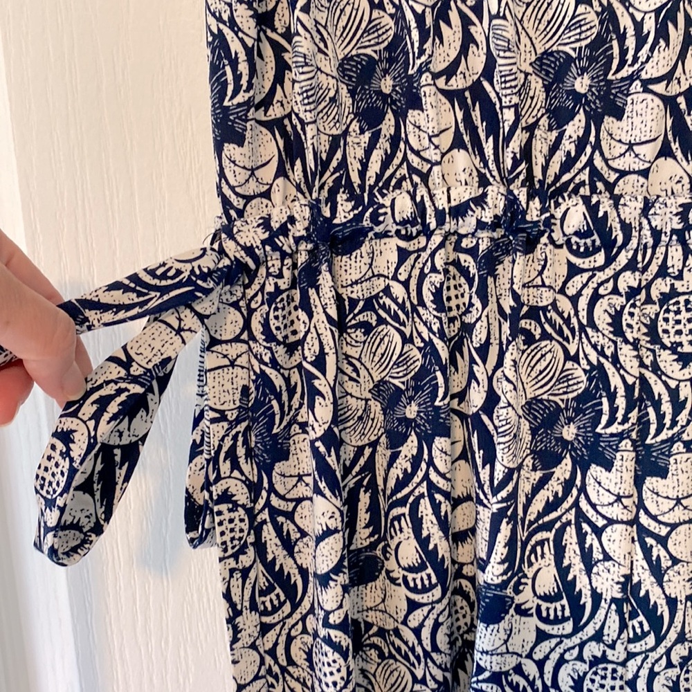 Max Studio Sleeveless Cropped Jumpsuit - Picture 8 of 14